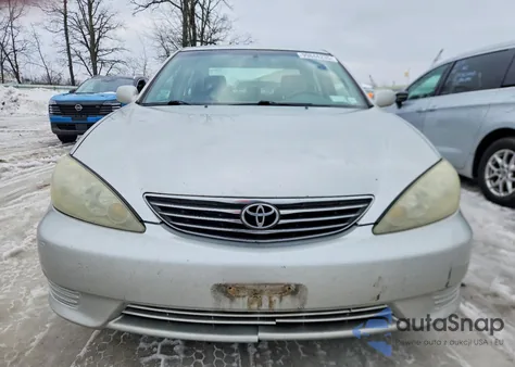 2005 Toyota Camry Le from USA, damaged, VIN 4T1BE30K15U599628